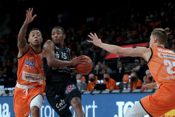 够获得上场 够获得上场