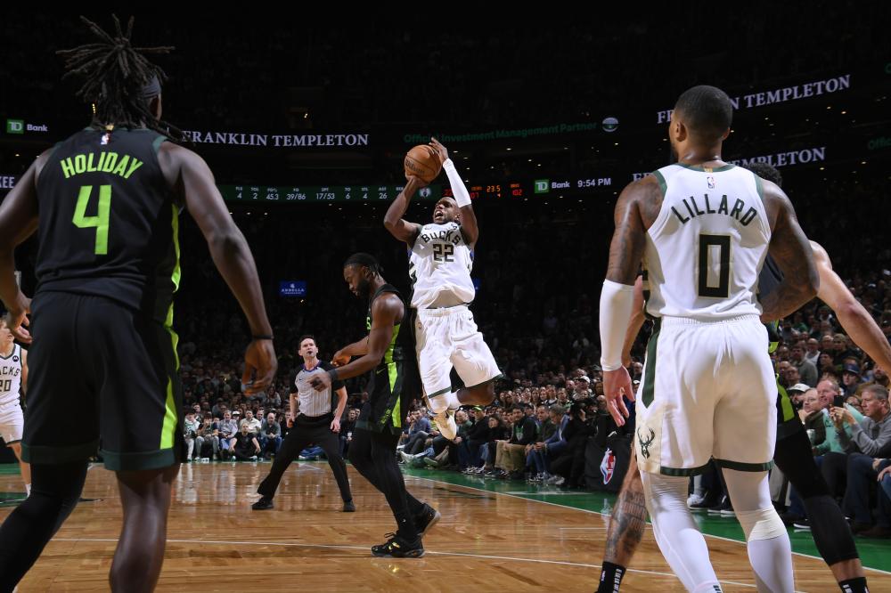 安的首发 安的首发