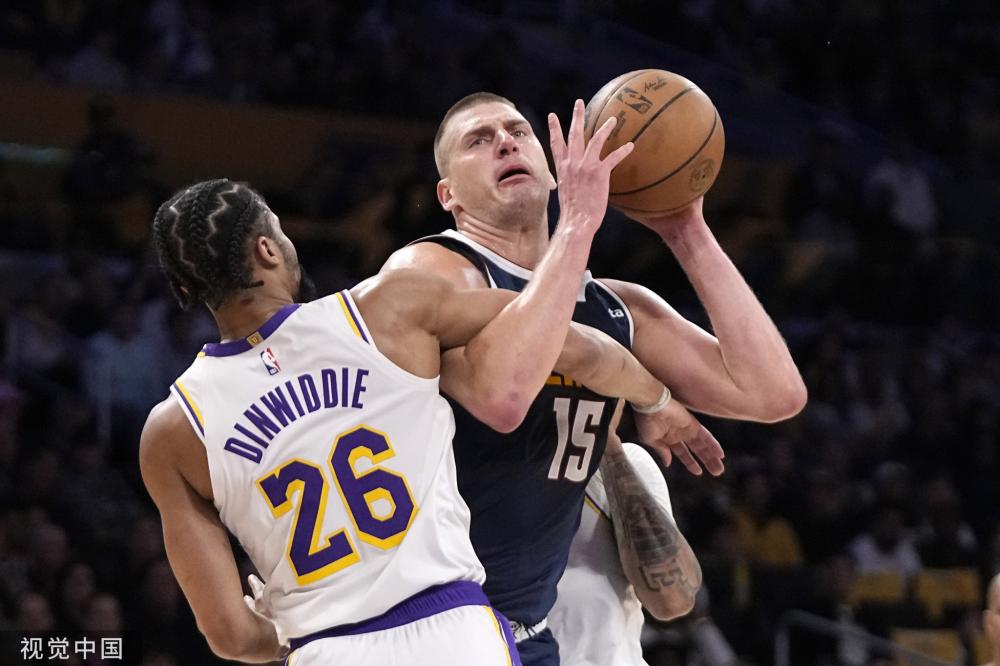 球迷赞叹不 球迷赞叹不