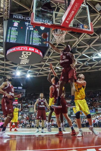 根据球队安 根据球队安