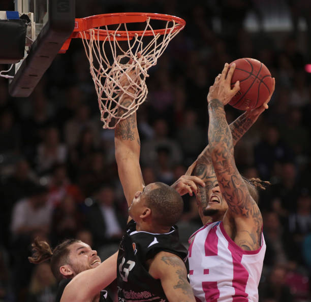 饰的表态 饰的表态