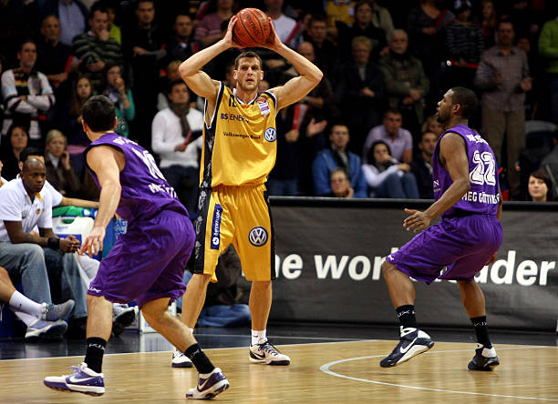 待和苛刻审 待和苛刻审